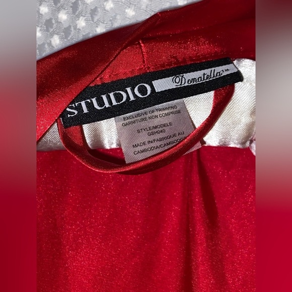 Women’s‎ STUDIO Donatella Y2K mob wife red satin Valentine robe size medium - Picture 2 of 13